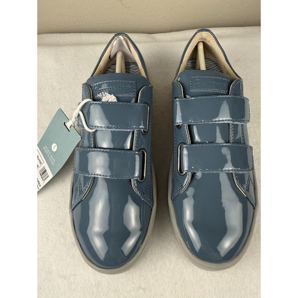 Spirit Body Mind & Soles Malibu Bella Patent Sneakers Women 7.5B Smoke Blue NWOT - Picture 5 of 8